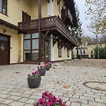 Musik - Historical Apartments, * Baden