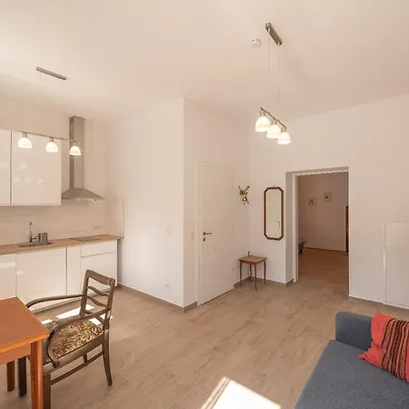 Lejlighed Musik - Historical Apartments,