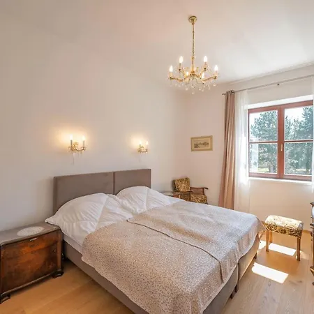 Musik - Historical Apartments, Apartment *