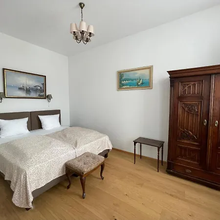 Musik - Historical Apartments, * Baden