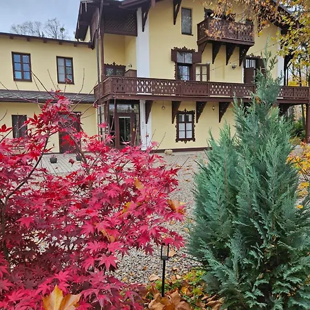 Musik - Historical Apartments, Apartment