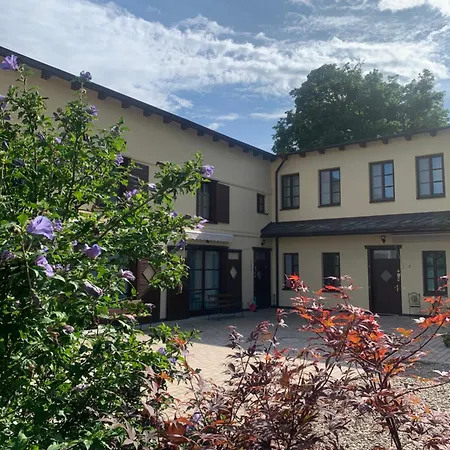 Musik - Historical Apartments, Apartment