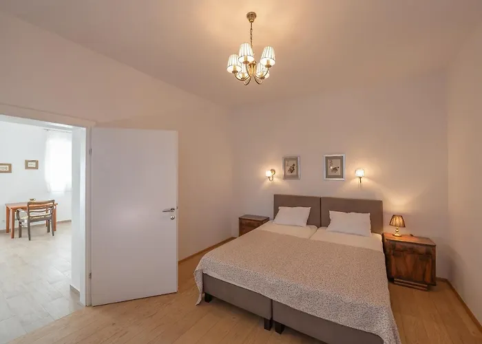 Musik - Historical Apartments, Baden