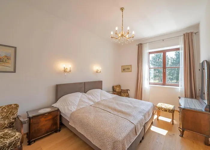 Musik - Historical Apartments, Apartment *