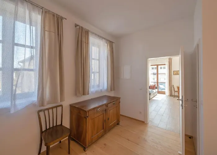 Musik - Historical Apartments, * Baden