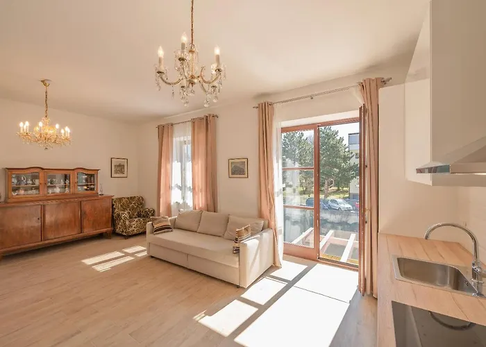 Musik - Historical Apartments, Baden