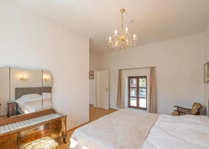 Musik - Historical Apartments, Apartment Baden