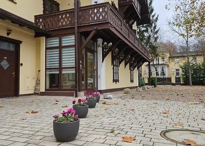 Musik - Historical Apartments, * Baden