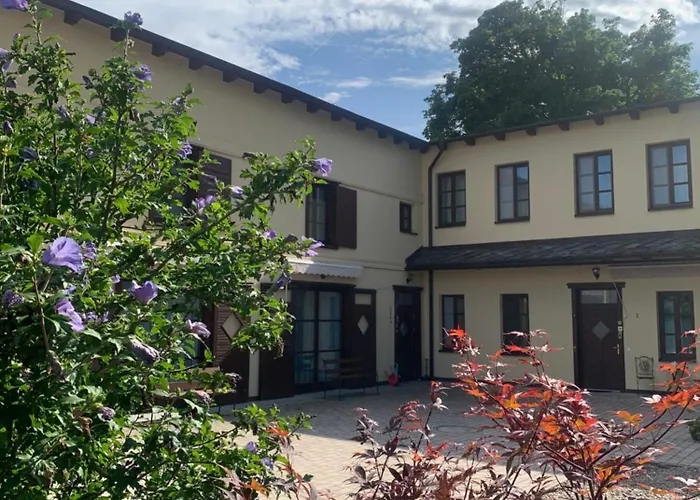 Musik - Historical Apartments, Apartment